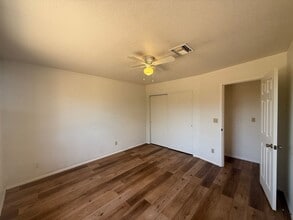 7778 Pioneer Dr in Kingman, AZ - Foto de edificio - Building Photo