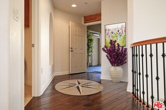 5831 Seawalk Dr in Playa Vista, CA - Building Photo - Building Photo