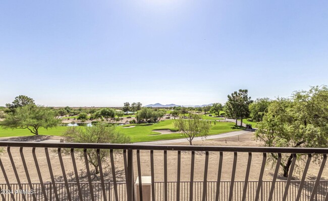 8245 E Bell Rd in Scottsdale, AZ - Building Photo - Building Photo