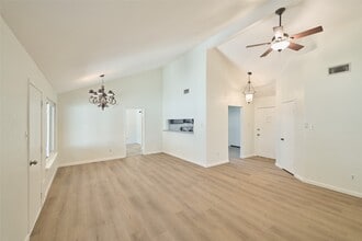 21510 N Tangle Creek Ln in Spring, TX - Building Photo - Building Photo