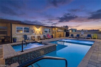 4831 Tudor Dr in Cape Coral, FL - Building Photo - Building Photo