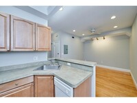 12 Humboldt Pl, Unit 1 in Boston, MA - Building Photo - Building Photo