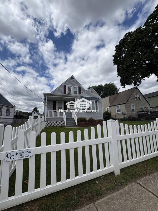 property at 543 Bayside Dr