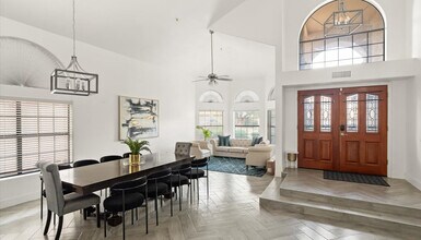 11264 N 128th Pl in Scottsdale, AZ - Foto de edificio - Building Photo