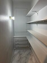 4042 W Cermak Rd in Chicago, IL - Building Photo - Building Photo