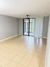 10161 W Sunrise Blvd in Plantation, FL - Building Photo - Building Photo