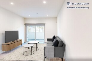 518 N Gramercy Pl in Los Angeles, CA - Building Photo