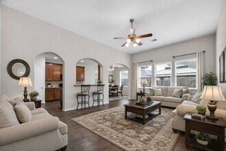 4205 Graceland Dr in Deer Park, TX - Building Photo - Building Photo