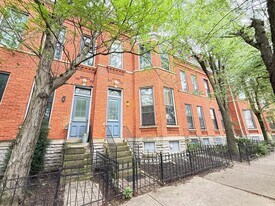 822 Scott St in Covington, KY - Building Photo