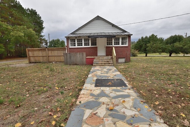 1760 Country Club Rd in Rocky Mount, NC - Building Photo - Building Photo
