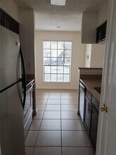 8728 Mallard Reserve Dr in Tampa, FL - Building Photo - Building Photo