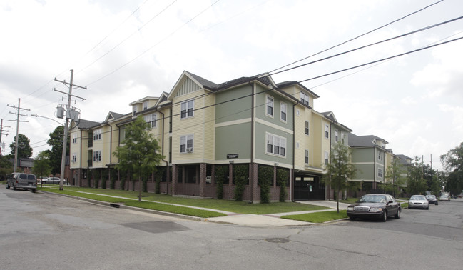 Cypress Manor I & II in New Orleans, LA - Building Photo - Building Photo