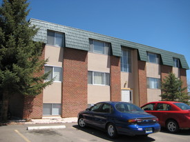 2310 E Garfield St Apartments