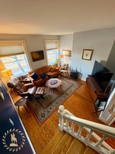 211 E Mt Royal Ave, Unit 211 MR 2 in Baltimore, MD - Foto de edificio - Building Photo