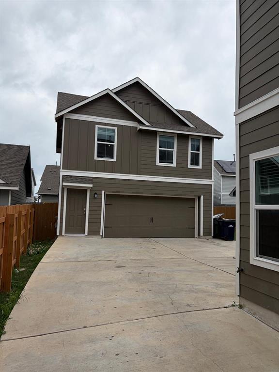 property at 1509 Weatherford Ln