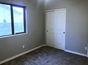 2635 E Punta Vista in Kingman, AZ - Building Photo - Building Photo