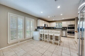 6624 Windrock Rd in Dallas, TX - Building Photo - Building Photo