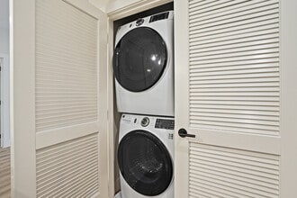 225 Vine St NW, Unit ID1355766P in Washington, DC - Building Photo - Building Photo