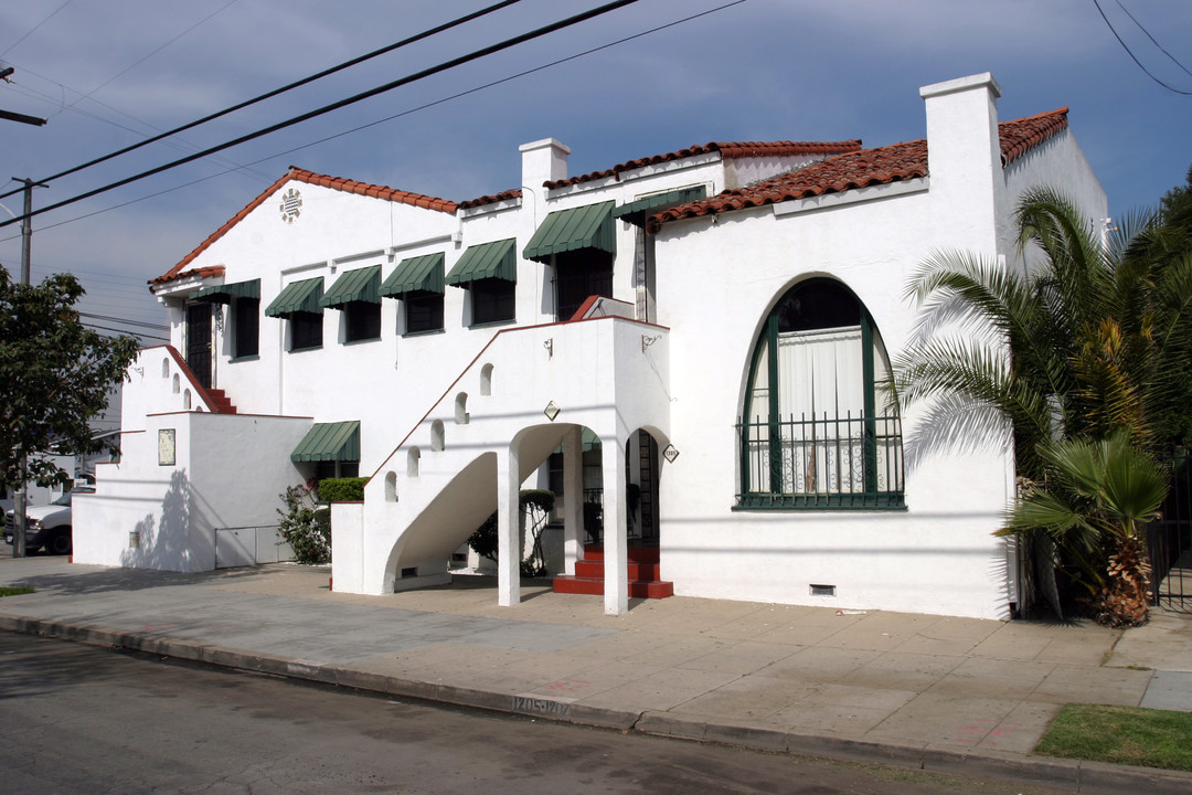 Bowman Apartments in Long Beach, CA - Building Photo