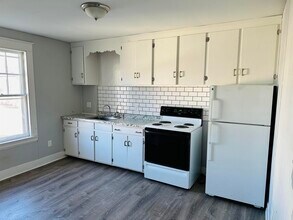 232 High St in Somersworth, NH - Building Photo - Building Photo