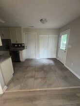 710 Stonewall Ave in Jacksonville, NC - Building Photo - Building Photo