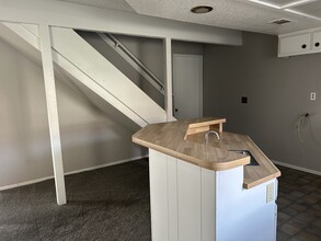 16780 Green Tree Blvd in Victorville, CA - Building Photo - Building Photo