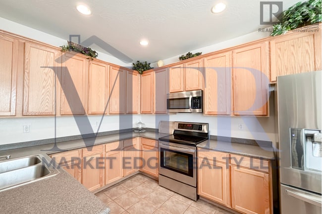 property at 8567 W Brown St