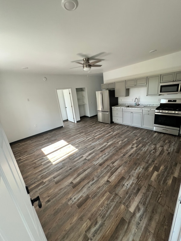 1430 S Irwin Rd in Palmer, AK - Building Photo - Building Photo