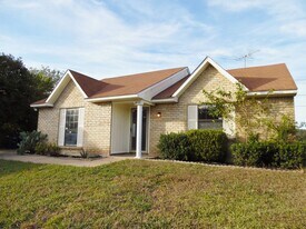 6933 Sunflower Cir N in Fort Worth, TX - Building Photo