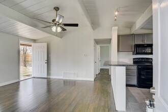 918 S Arcadia St in Colorado Springs, CO - Building Photo - Building Photo