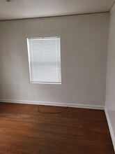 1805 Glenbrook Dr in Des Moines, IA - Building Photo - Building Photo