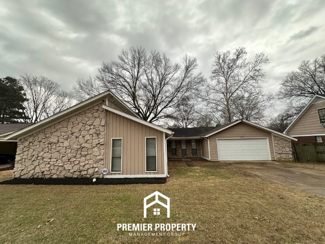 property at 6879 Glenwick Dr