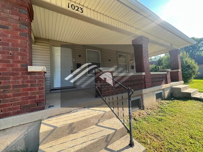 property at 1023 Clover St