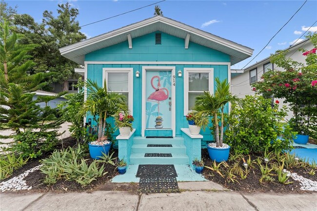 property at 1 8th St N