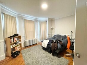 23 Parker Hill Ave, Unit 1 in Boston, MA - Foto de edificio - Building Photo