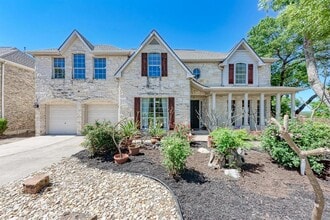 8236 Phantom Canyon Dr in Austin, TX - Building Photo - Building Photo