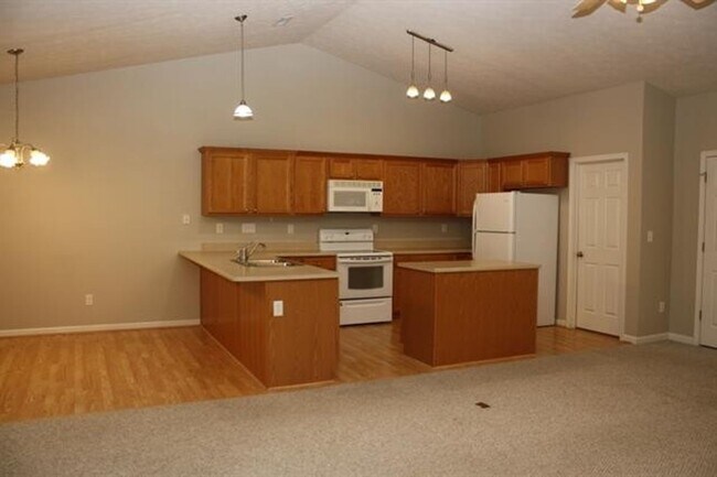 1957 Ellison Dr in West Lafayette, IN - Building Photo - Building Photo