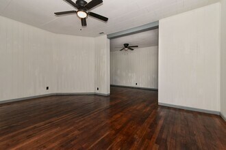 1507 Bois D'Arc St in Commerce, TX - Building Photo - Building Photo