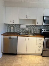 240 SW 15th Rd in Miami, FL - Building Photo - Building Photo