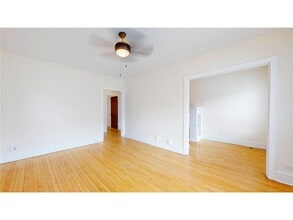 214 E 19th St in Minneapolis, MN - Building Photo - Building Photo