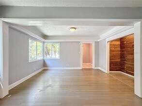 5050 1st Ave N in St. Petersburg, FL - Building Photo - Building Photo