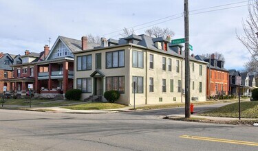 1427 1/2 Bryden Road Unit in Columbus, OH - Building Photo - Building Photo