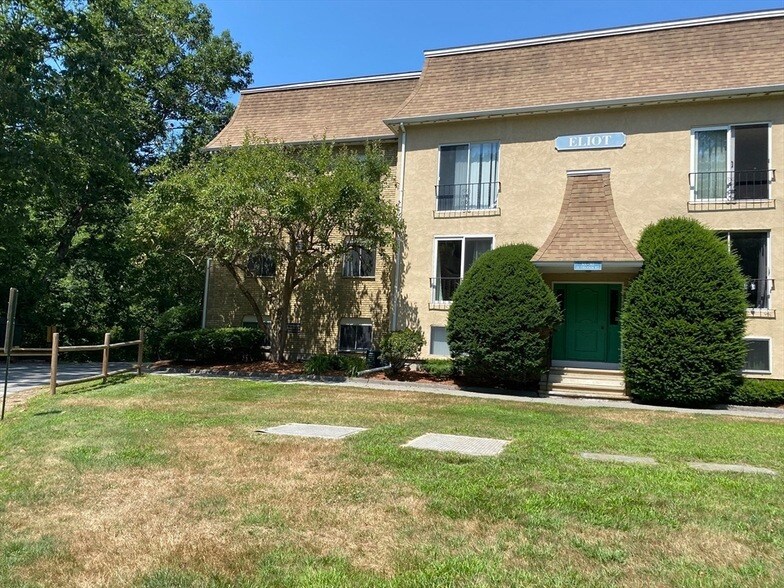 176 Swanson Rd, Unit 306 in Boxborough, MA - Building Photo