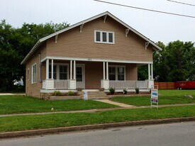 201 N Elm St in Rolla, MO - Building Photo