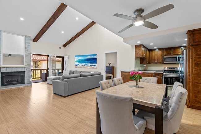 8600 Tuscany Ave, Unit 423 in Playa Del Rey, CA - Building Photo - Building Photo