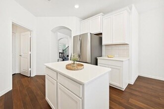 11216 Ponderosa Trl in Aubrey, TX - Building Photo - Building Photo