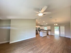 7017 Hemlock Crse in Ocala, FL - Building Photo - Building Photo