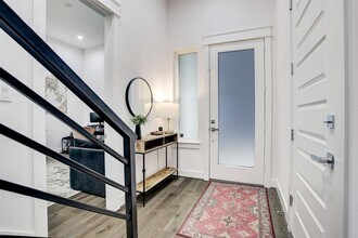 808 Fisher St in Houston, TX - Building Photo - Building Photo