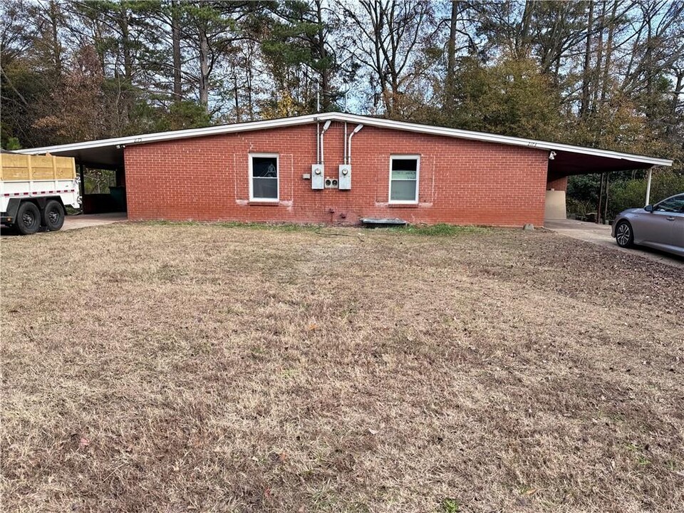 2173 Hanfred Ct in Tucker, GA - Building Photo