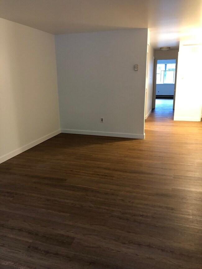 212 W 1st Ave in Conshohocken, PA - Building Photo - Building Photo